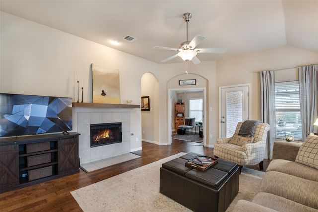 4300 Old Grove Way, Fort Worth, TX 76244