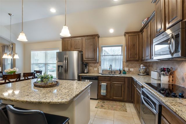 4300 Old Grove Way, Fort Worth, TX 76244