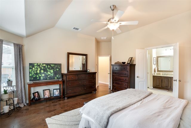 4300 Old Grove Way, Fort Worth, TX 76244