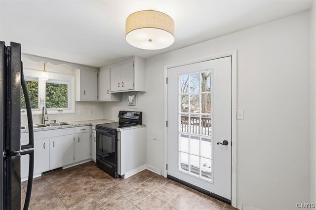 7388 Palmcrest Road, Cicero, NY 13212