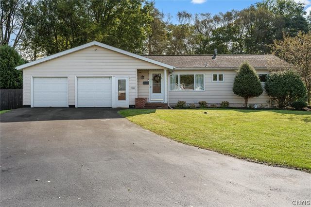 7388 Palmcrest Road, Cicero, NY 13212