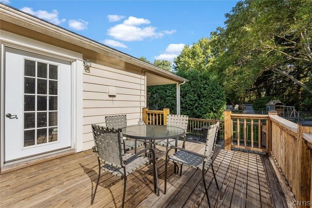 7388 Palmcrest Road, Cicero, NY 13212