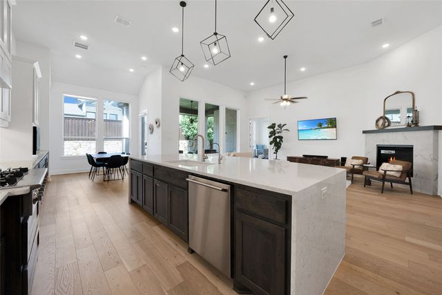 15849 Peppertree Road, Frisco, TX 75035