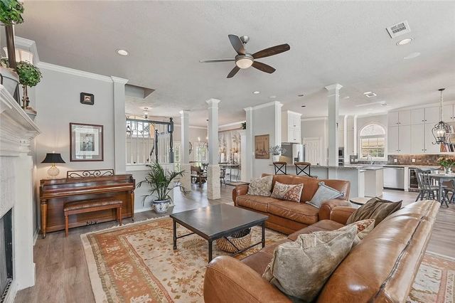 9204 Sunlake Court, College Station, TX 77845