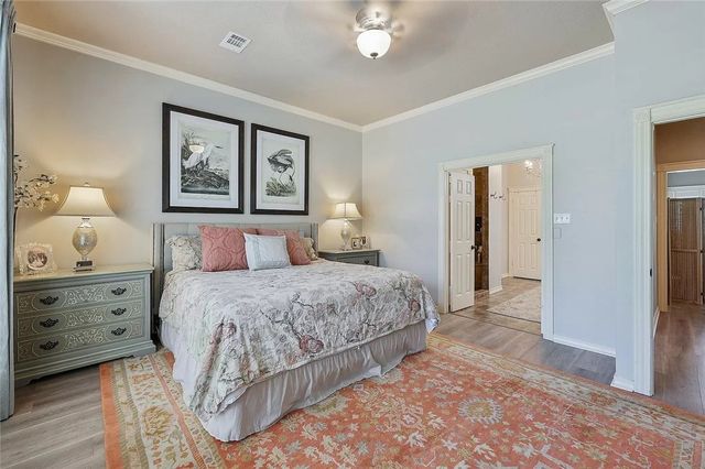 9204 Sunlake Court, College Station, TX 77845