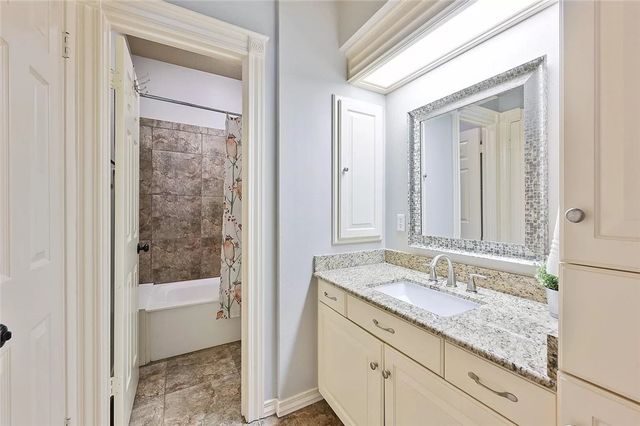 9204 Sunlake Court, College Station, TX 77845