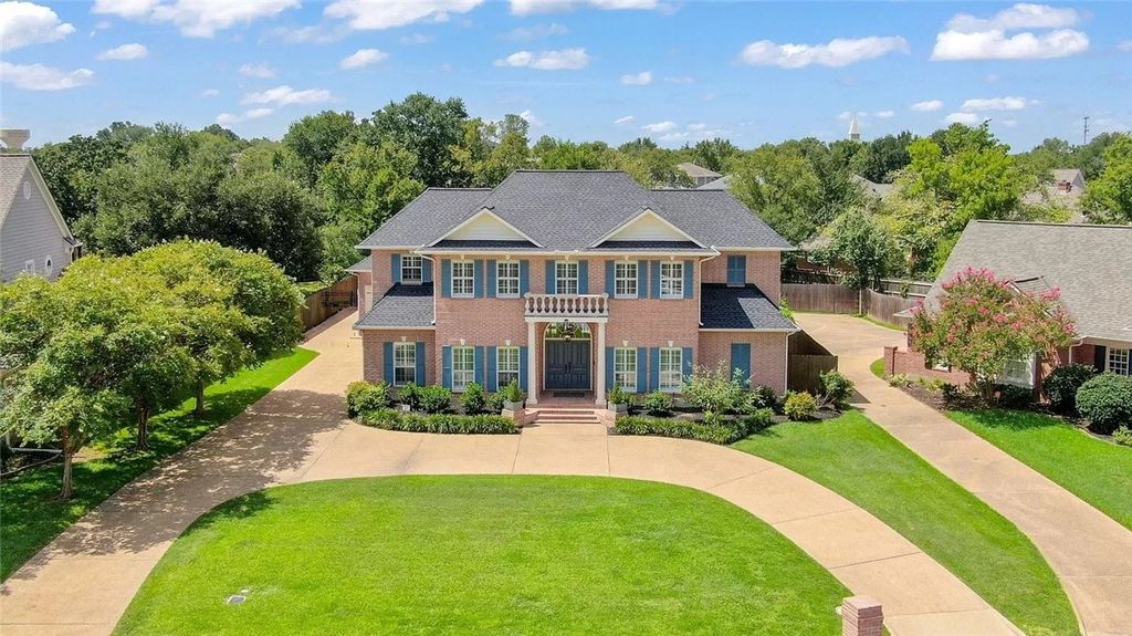 9204 Sunlake Court, College Station, TX 77845