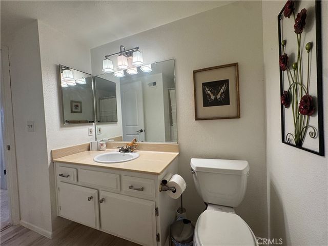 2512 E Willow 205, Signal Hill, CA 90755