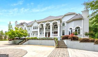 311 North Rivoli Farms Drive, Macon, GA 31210