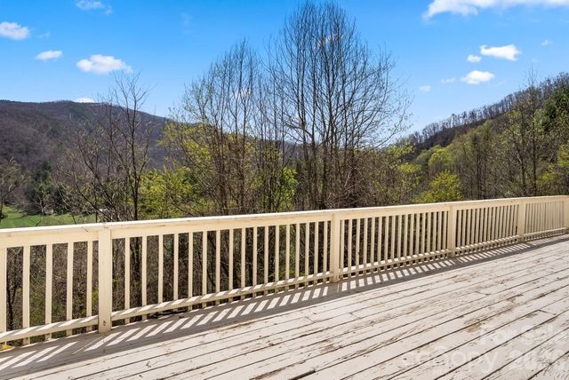 267 Eagles Trace, Canton, NC 28716