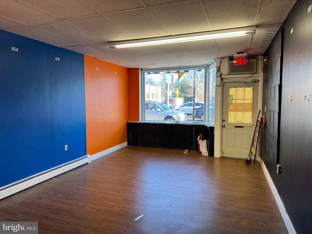 1186 EASTON RD, Abington, PA 19001