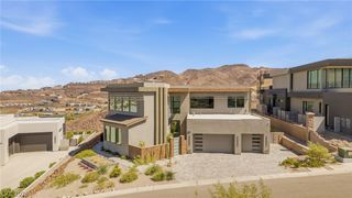 668 Dragon Peak Drive, Henderson, NV 89012