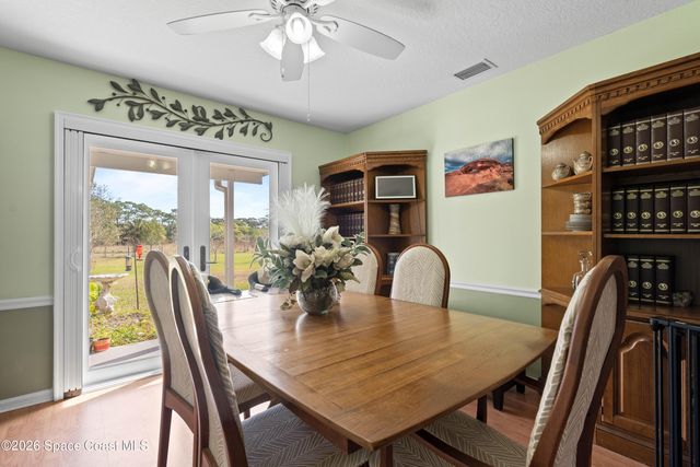 1985 Flashy Lane, Malabar, FL 32950