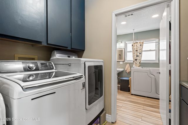 1985 Flashy Lane, Malabar, FL 32950