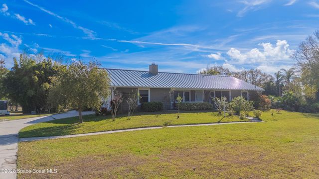 1985 Flashy Lane, Malabar, FL 32950