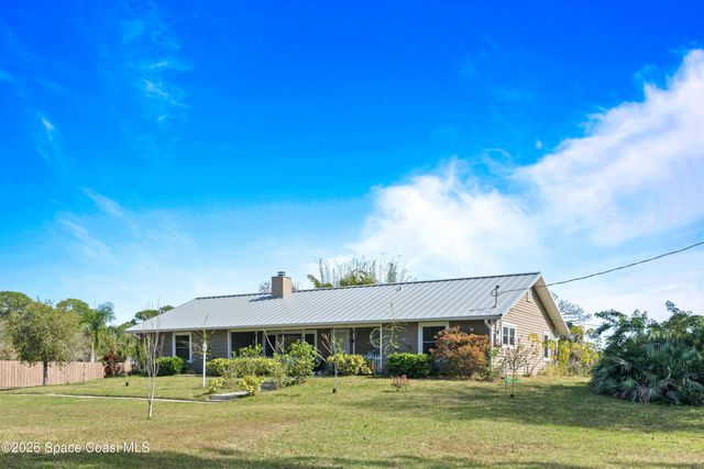 1985 Flashy Lane, Malabar, FL 32950