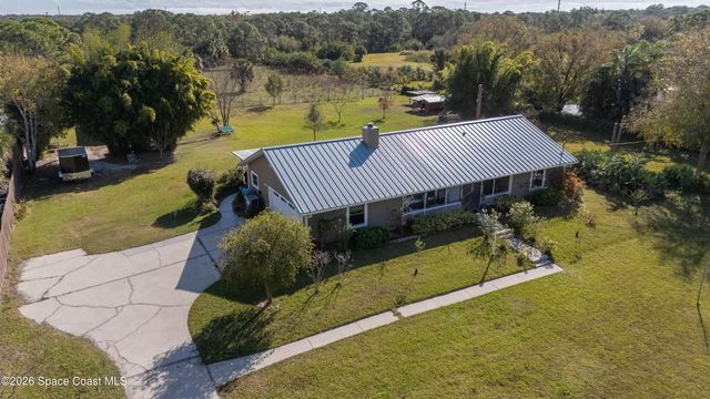 1985 Flashy Lane, Malabar, FL 32950