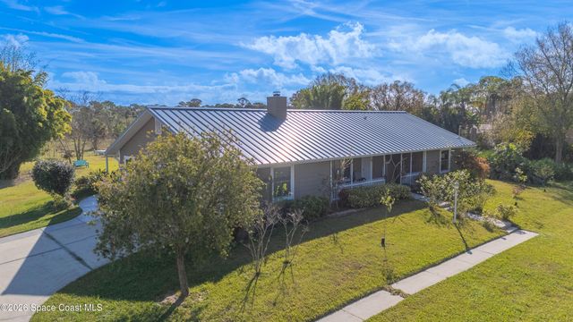 1985 Flashy Lane, Malabar, FL 32950