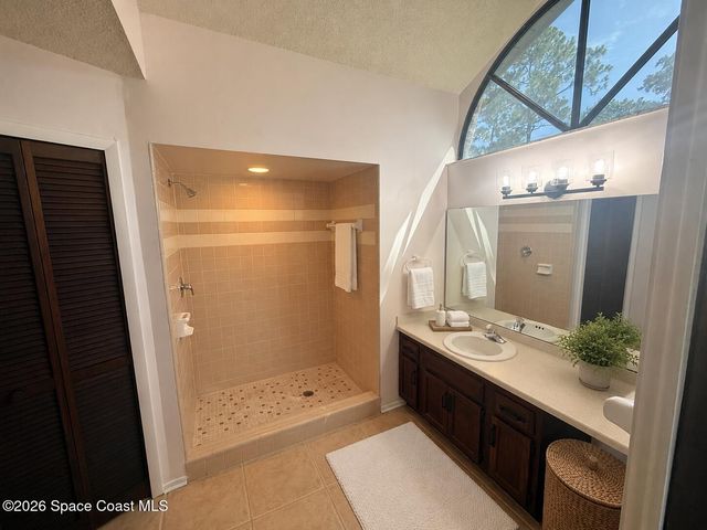 210 Salmon Drive NE, Palm Bay, FL 32907