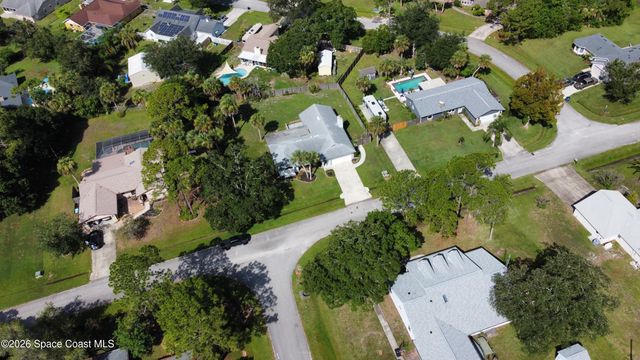 210 Salmon Drive NE, Palm Bay, FL 32907