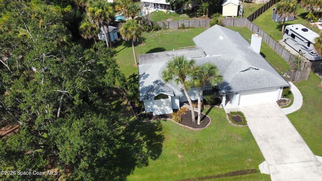 210 Salmon Drive NE, Palm Bay, FL 32907