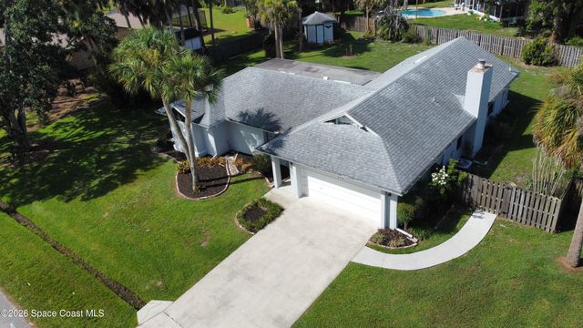 210 Salmon Drive NE, Palm Bay, FL 32907