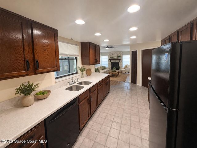 210 Salmon Drive NE, Palm Bay, FL 32907