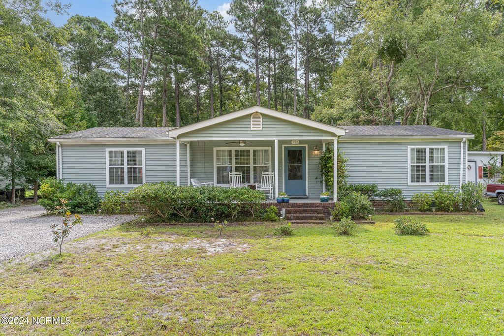 216 Beachwood Drive, Calabash, NC 28467