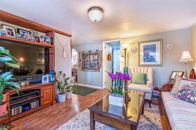 2096 State Route 94, Salisbury Mills, NY 12577