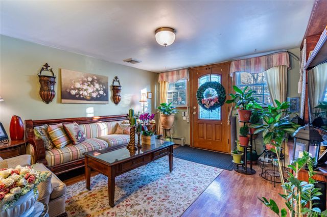 2096 State Route 94, Salisbury Mills, NY 12577