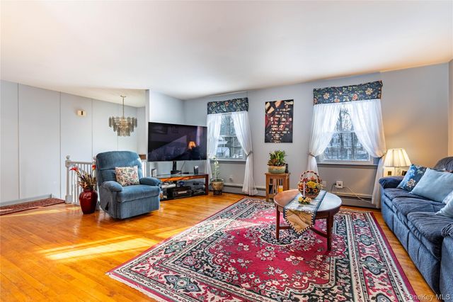 2096 State Route 94, Salisbury Mills, NY 12577