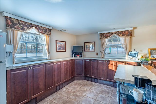 2096 State Route 94, Salisbury Mills, NY 12577