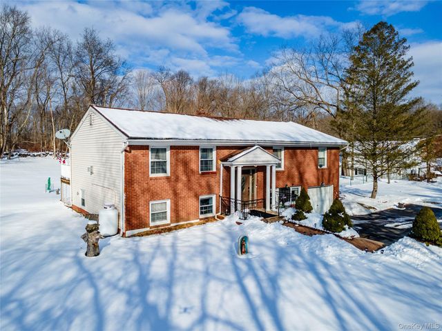 2096 State Route 94, Salisbury Mills, NY 12577