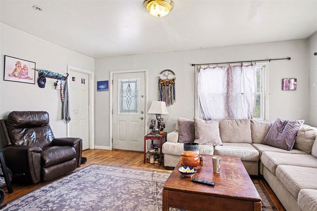 3547 Carlton Avenue, Grand Rapids, MI 49525