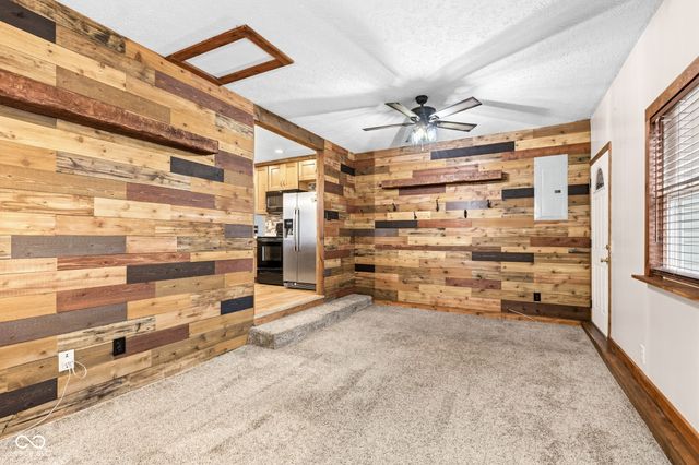 1405 Lafayette Avenue, Lebanon, IN 46052