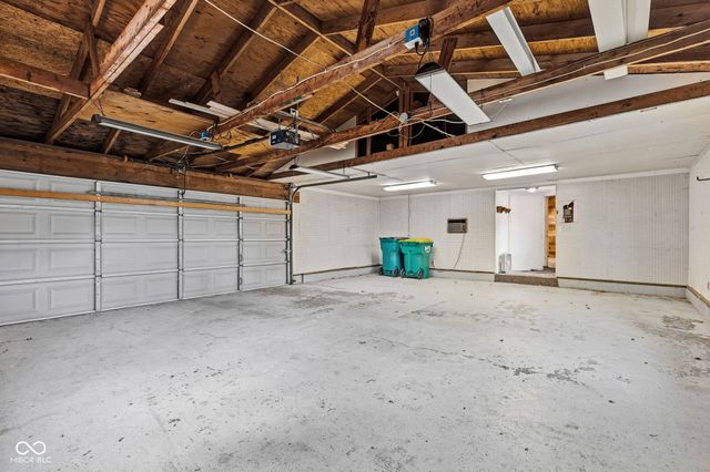 1405 Lafayette Avenue, Lebanon, IN 46052