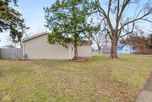 1405 Lafayette Avenue, Lebanon, IN 46052