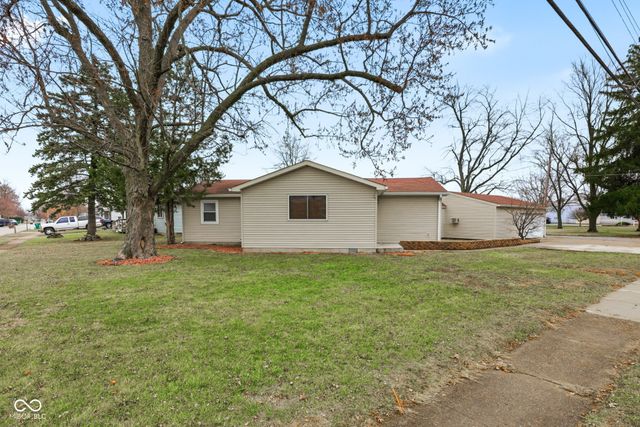 1405 Lafayette Avenue, Lebanon, IN 46052