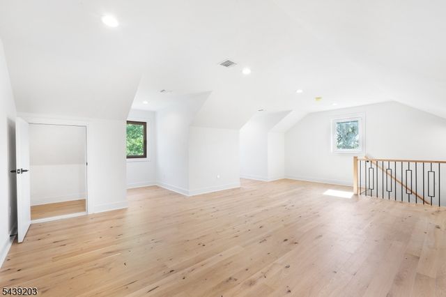 132 Warren St, Clifton City, NJ 07013