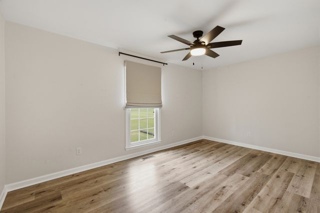 228 Maple Hill Rd, Lebanon, TN 37087