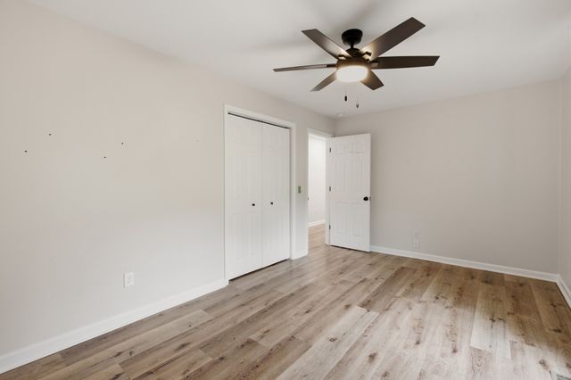 228 Maple Hill Rd, Lebanon, TN 37087