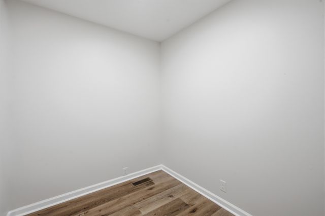 228 Maple Hill Rd, Lebanon, TN 37087
