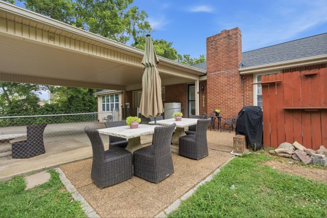 228 Maple Hill Rd, Lebanon, TN 37087