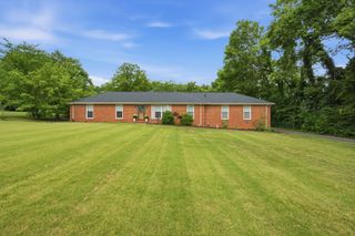228 Maple Hill Rd, Lebanon, TN 37087