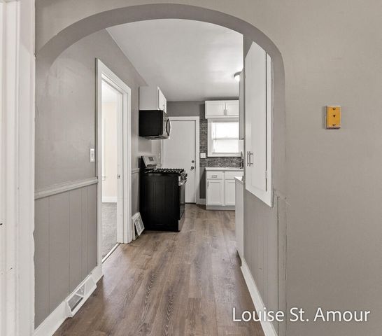 436 Catawba Avenue, Muskegon, MI 49442