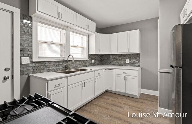 436 Catawba Avenue, Muskegon, MI 49442