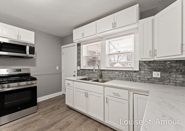 436 Catawba Avenue, Muskegon, MI 49442