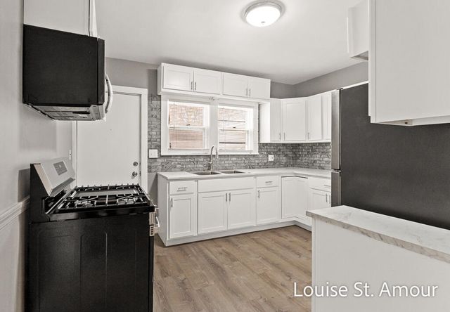 436 Catawba Avenue, Muskegon, MI 49442