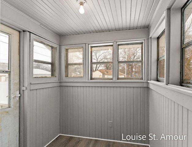 436 Catawba Avenue, Muskegon, MI 49442