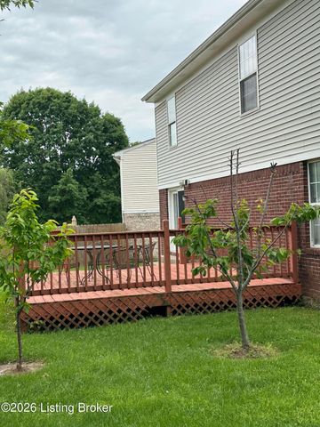 4708 Wooded Oak Cir, Louisville, KY 40245